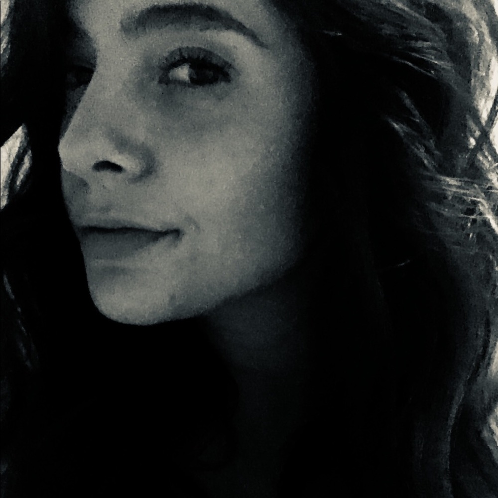 Meet your Posher, Alyssa